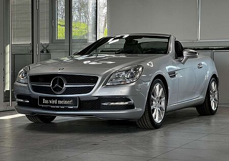 Mercedes-Benz SLK 200 Roadster NAVI PDC KLIMA+SITZH.+AIRSCARF+
