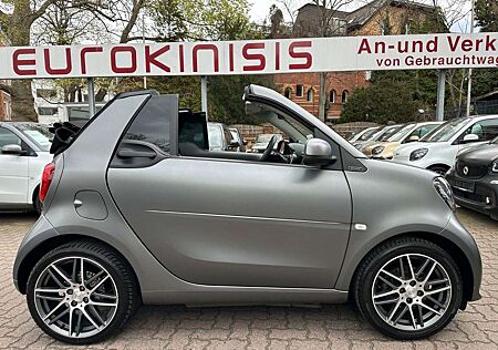 Smart ForTwo Cabrio BRABUS Xcl DCT*LEDER*NAVI*JBL*KAM*