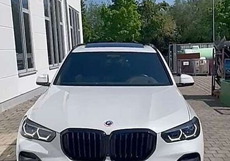 BMW X5 xDrive40d-M-Sport+Laser+PANO+360+ACC+AHK+HUD