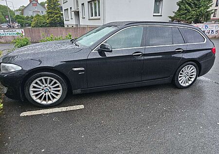 BMW 530d 530 xDrive Touring Aut.
