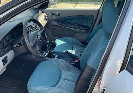 Nissan Almera Almera 2.2 Di Comfort