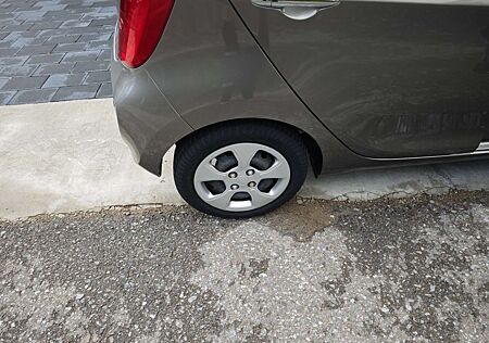 Kia Picanto 1.2 Fifa World Cup Edition