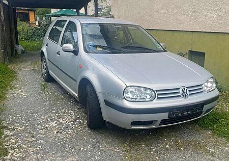 VW Golf Volkswagen 1.4