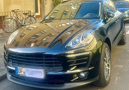 Porsche Macan S Diesel PDK PanoramaschibeDach
