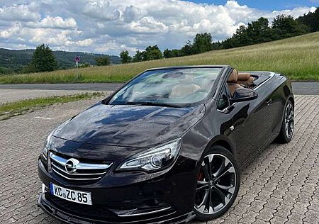 Opel Astra 1.6 SIDI Turbo Sports Vollausstattung