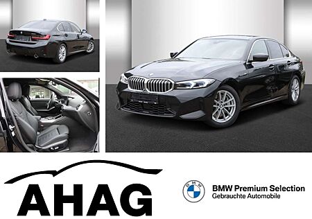 BMW 330 i xDrive*M-Sportpaket*Glasdach*Leder*LED*AHK*