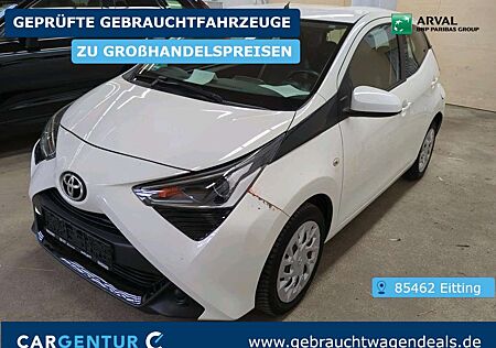 Toyota Aygo 1.0 x-Play RKam Facelift