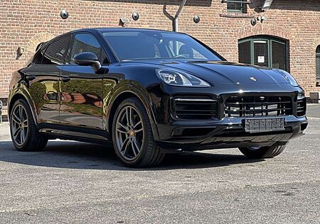 Porsche Cayenne E-Hybrid Coupe SPORTDESIGN*HA-LENKUNG*PDCC*MATRIX*