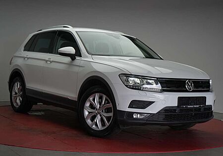 VW Tiguan Volkswagen 2.0 TSI 4Motion DSG Comfortline Appconnec