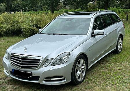 Mercedes-Benz E 250 T CDI DPF 4Matic BlueEFFICIENCY 7G-TRONIC Av