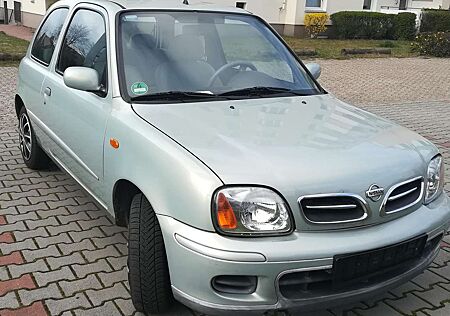 Nissan Micra K11