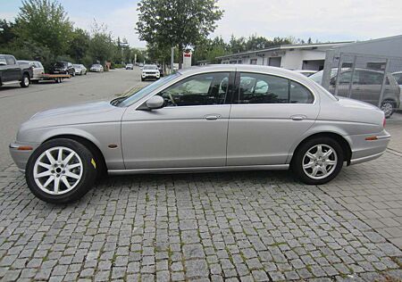 Jaguar S-Type 3.0 V6 Executive - Automatik - Kein Tüv -