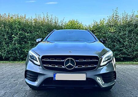 Mercedes-Benz GLA 220 4Matic 7G-DCT AMG Line