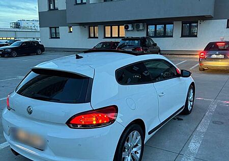 VW Scirocco Volkswagen 2.0 TDI DSG