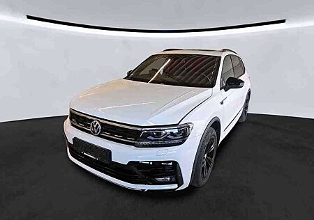 VW Tiguan Allspace Volkswagen 1.5 TSI DSG R-LINE*PANO*7-SITZE*