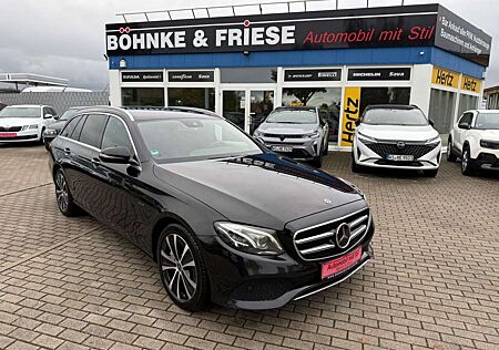 Mercedes-Benz E 300 E -Klasse T-Modell de LED 4 MATIC NAVI ACC
