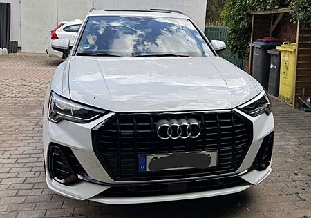 Audi Q3 40 TFSI quattro S line