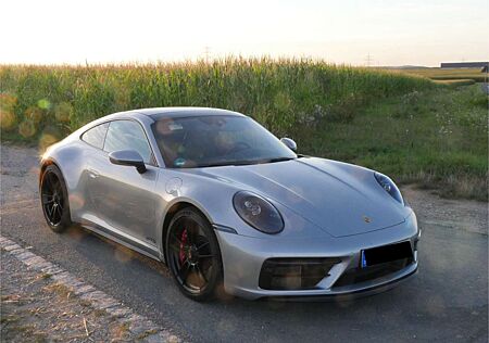 Porsche 992 911 Carrera GTS PDK