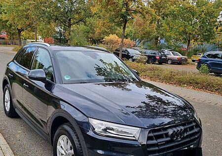 Audi Q5 40 TDI quattro S tronic PAN AHK