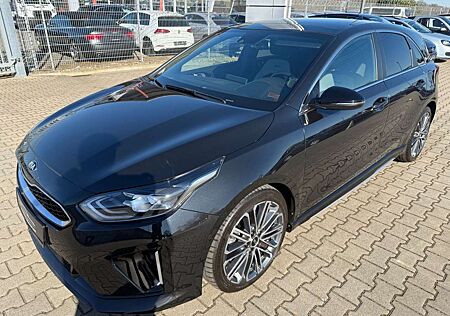 Kia Cee'd Ceed / GT / Ceed