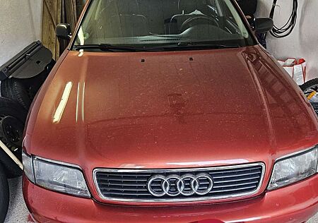 Audi A4 1.6