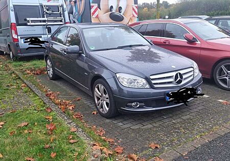 Mercedes-Benz C 180 Kompressor BlueEFFICIENCY Avantgarde