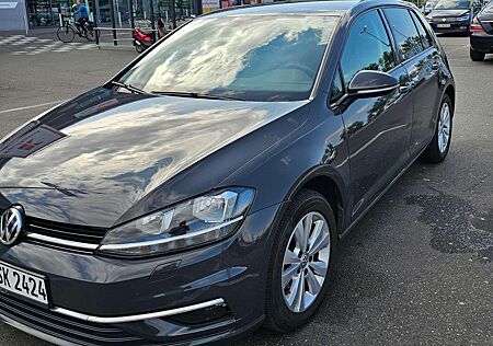 VW Golf Volkswagen VII 5-Türer 1.0 TSI
