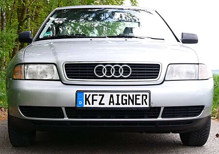 Audi A4 1.6