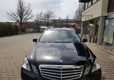 Mercedes-Benz E 220 CDI BlueEfficiency (212.202)