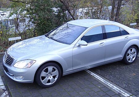 Mercedes-Benz S 500 S-Klasse 4Matic 7G-TRONIC