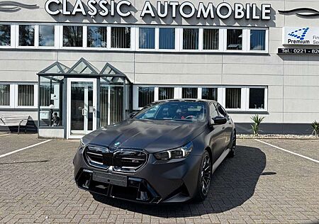 BMW M5 M Package/Fond Entertainment/Anhäng/Panor/B&W