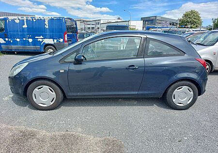 Opel Corsa 1.2 16V Cosmo Tempomat