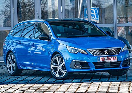 Peugeot 308 GT-Pack I Panorama I Distronic I Alkantara I LED