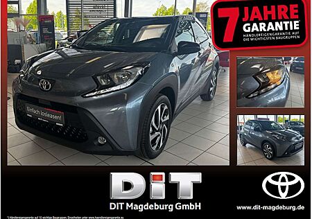 Toyota Aygo 1.0 Teamplayer ACC+Navi+SHZ+Fernlichtass.