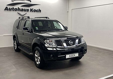 Nissan Pathfinder 2.5 dCi LE 7-S. BOSE-NAVI-SHZ-KAM!