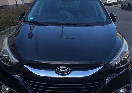 Hyundai ix35 Benzin/Gas 2.0 CRi 4WD Fifa World Cup Silver Edition