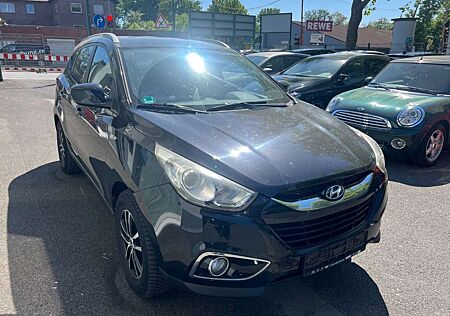 Hyundai ix35 Comfort 2WD"Klima"Scheckheft"SHZ"PDC"ALU"