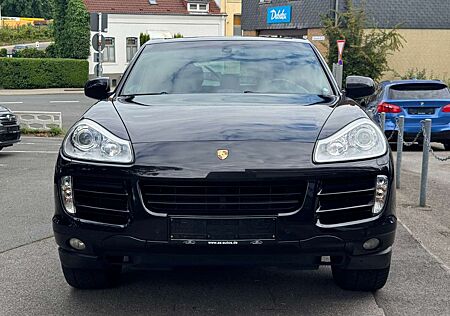 Porsche Cayenne Diesel Luftfederung BiXenon Glasdach AHK