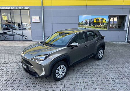 Toyota Yaris Cross Hybrid FWD/SPURH./KAMERA/8xBEREIFT