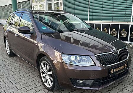 Skoda Octavia Combi Joy PDC*SHZ*NAVi*KLIMA* XENON