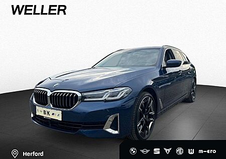 BMW 530 i Tour.Luxury Laser HUD DrAssPr AHK LkHz Harman