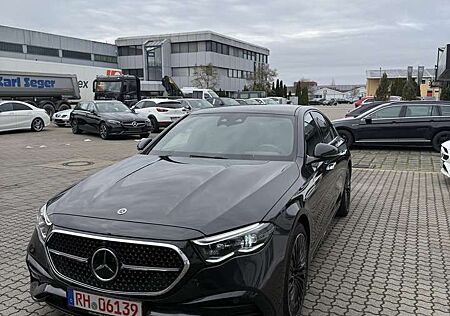 Mercedes-Benz E 220 AMG Line Neuwagenpreis: 110.000€ Vollaustattung