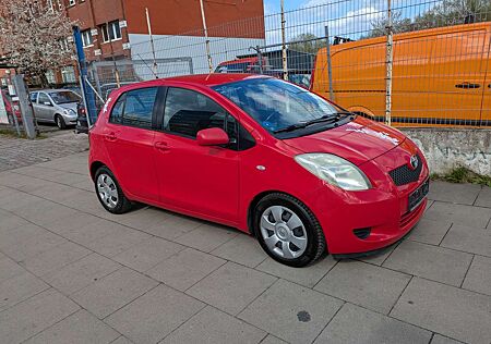 Toyota Yaris Sol