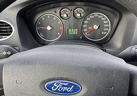 Ford Focus 1.6 16V Trend