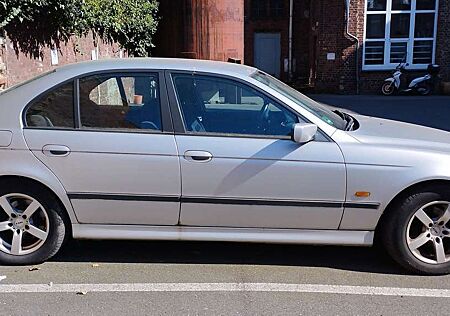 BMW 520i 520 5er