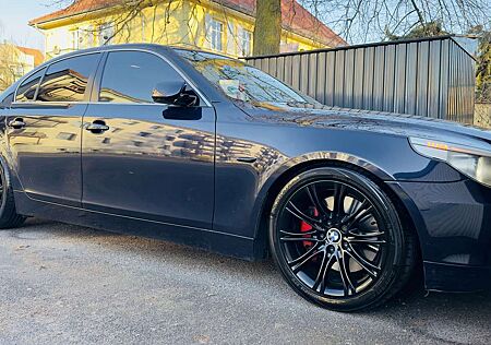 BMW 525i 525