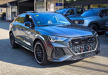 Audi RS Q3 2.5 TFSI quattro super Zustand ,TÜV Service Neu