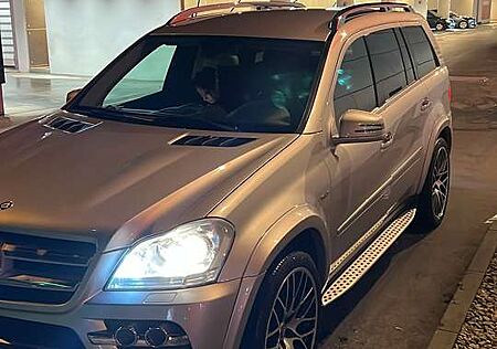 Mercedes-Benz GL 350 CDI DPF 4Matic BlueEFFICIENCY 7G-TRONIC