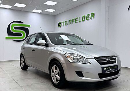 Kia Cee'd Ceed / 1.4 TÜV NEU / KLIMA / SCHECKHEFT