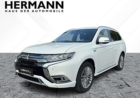 Mitsubishi Outlander 2.4 PHEV 4WD Top *AHK*Pano*Standhzg*Kam